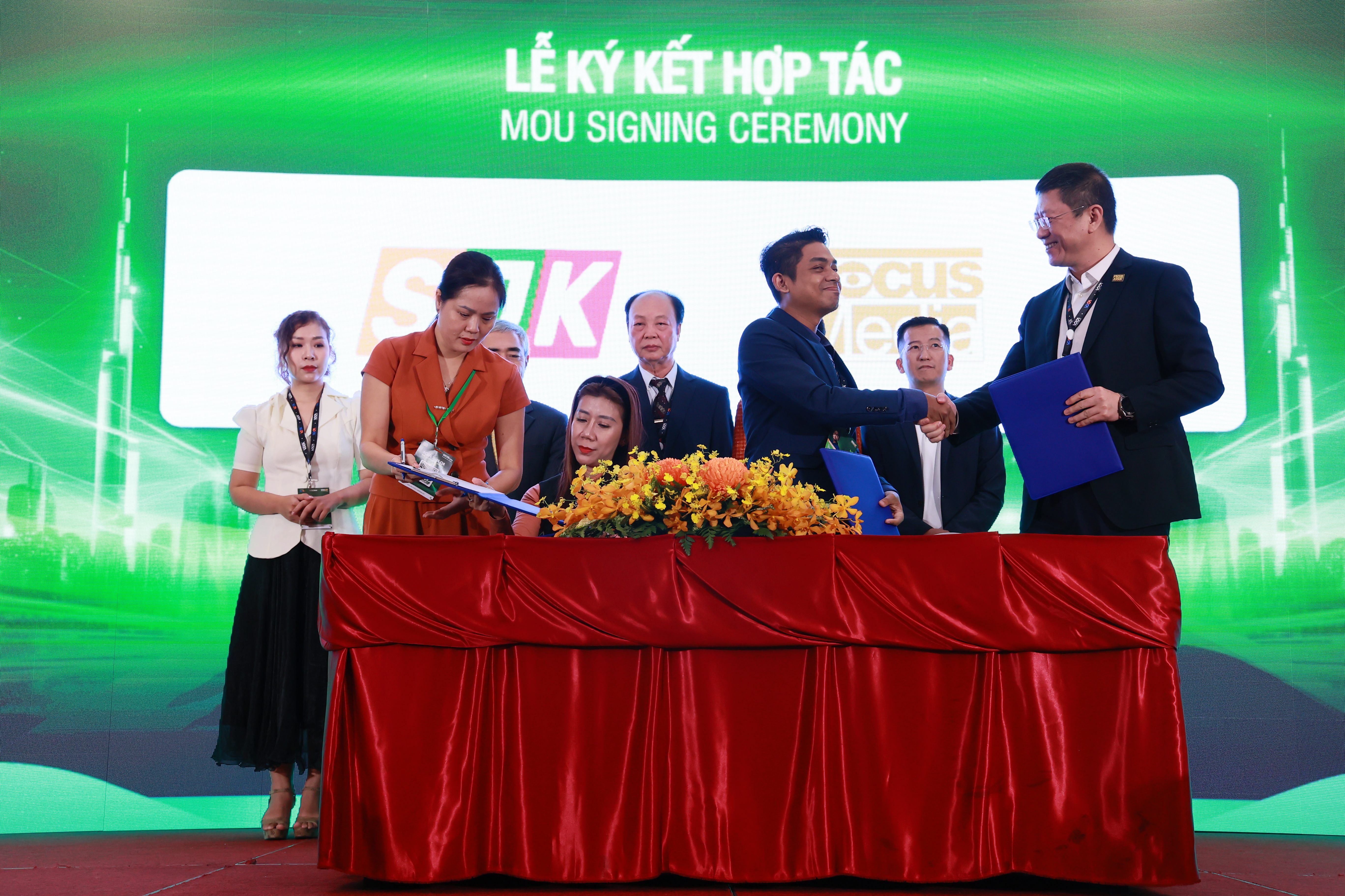 FOCUS MEDIA VIETNAM KÝ KẾT HỢP TÁC VỚI SVDCA