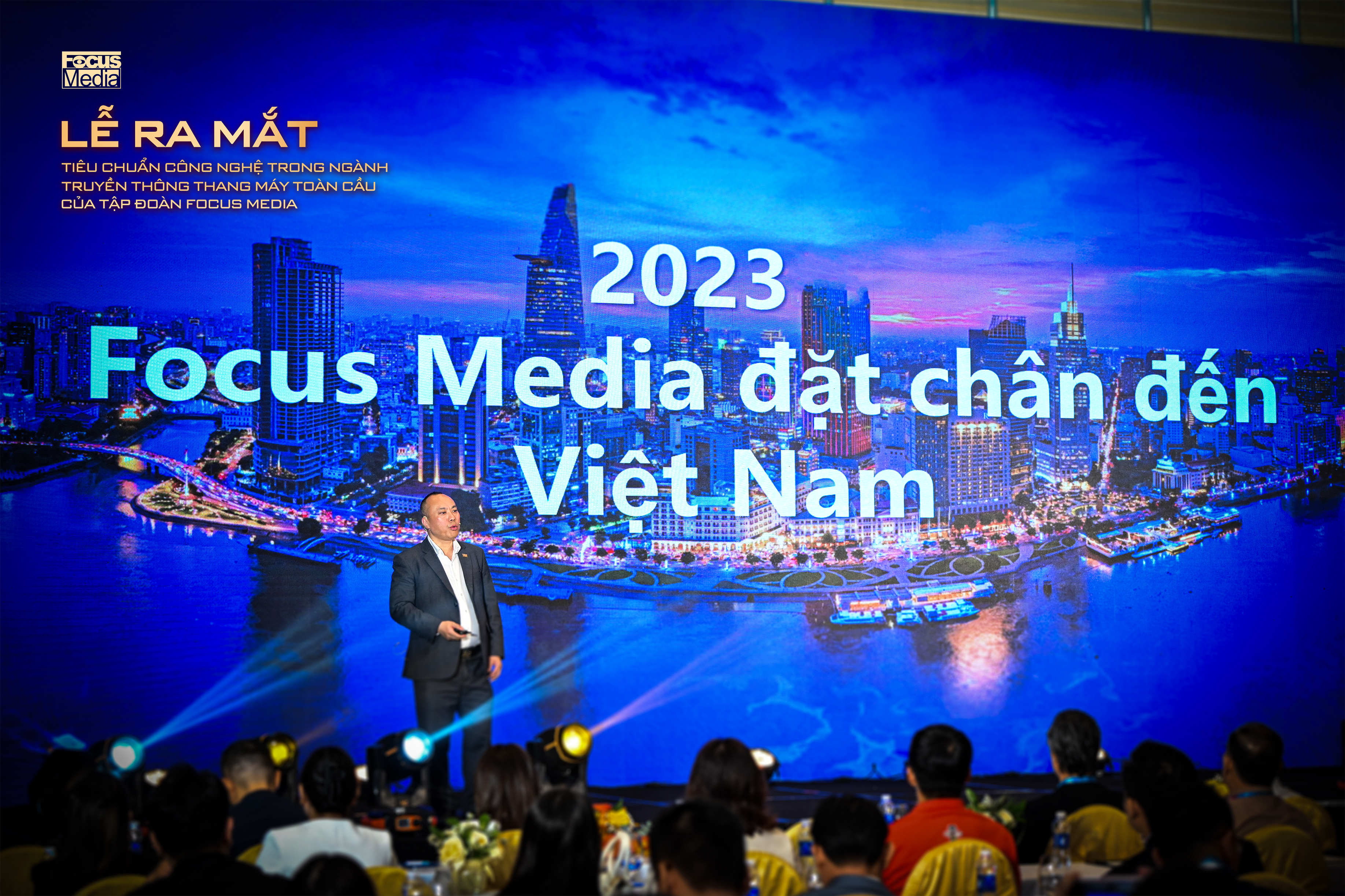 TẬP ĐOÀN FOCUS MEDIA VÀ HÀNH TRÌNH “VƯƠN RA BIỂN LỚN”