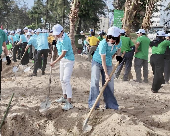 Focus Media Việt Nam đồng hành phong trào Việt Nam xanh